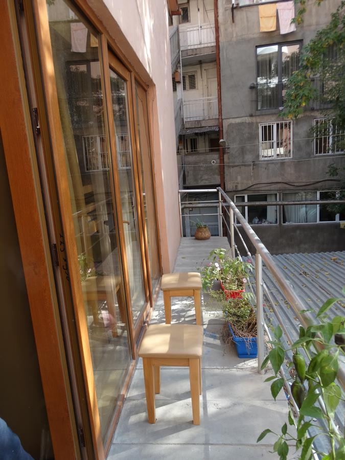 Destiny 1 Hostel Erevan Esterno foto