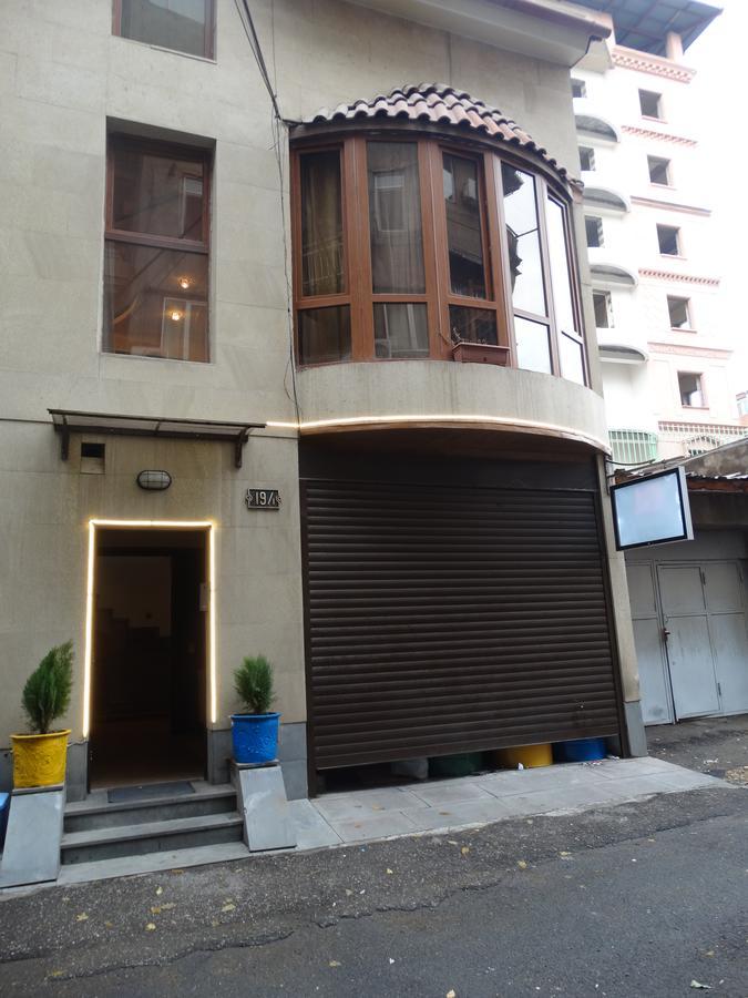 Destiny 1 Hostel Erevan Esterno foto